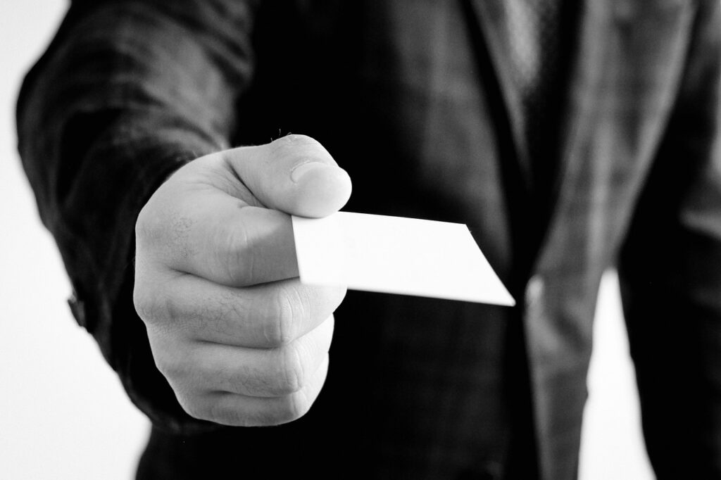 Chcete být vidět online bez složité tvorby webu? Stačí vyplnit formulář a my vám vytvoříme vlastní online vizitku. Rychle, levně a bez starostí!